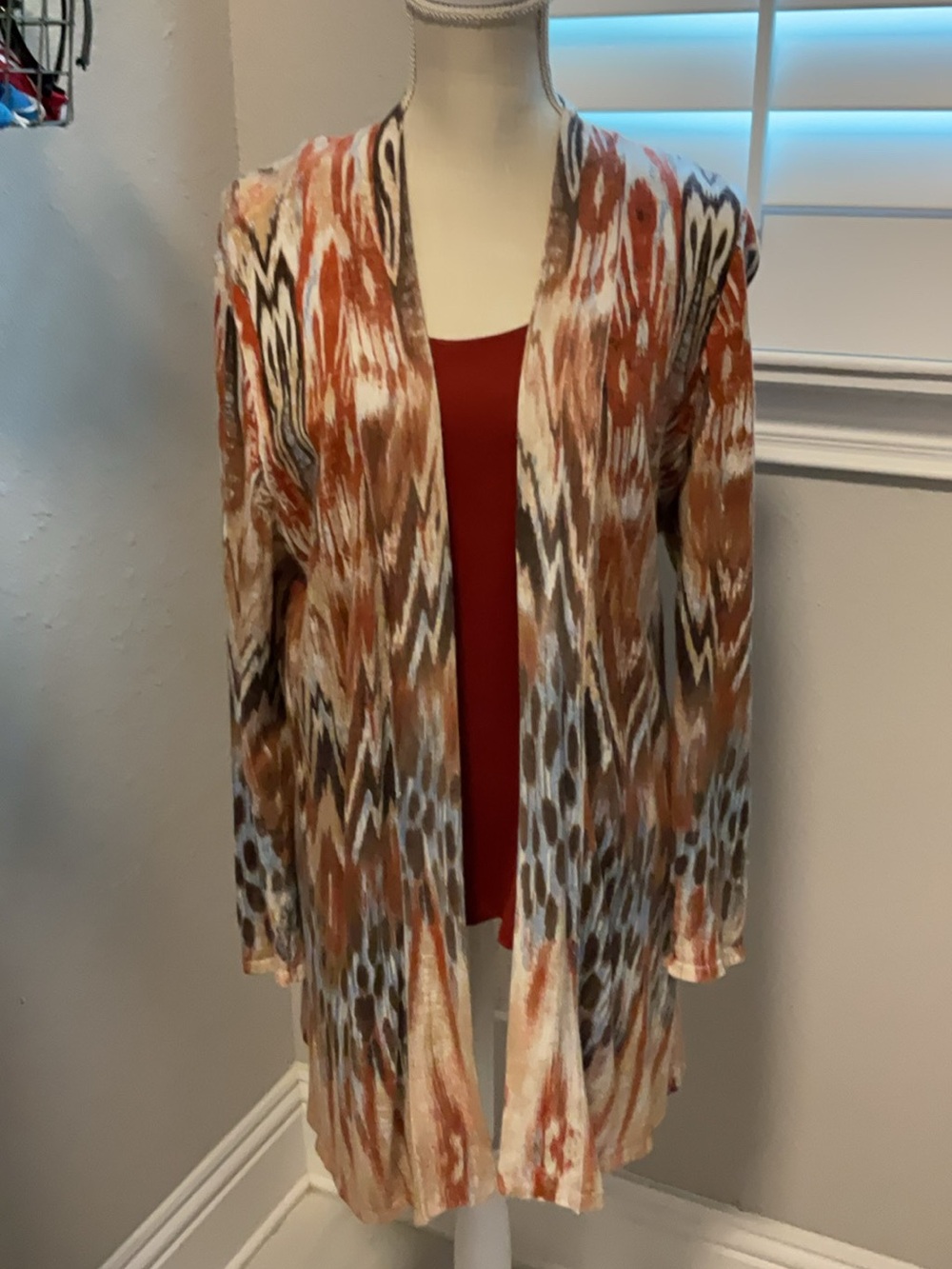 Chico's Open-Front Patterned Cardigan in Rust, Cream & light blue